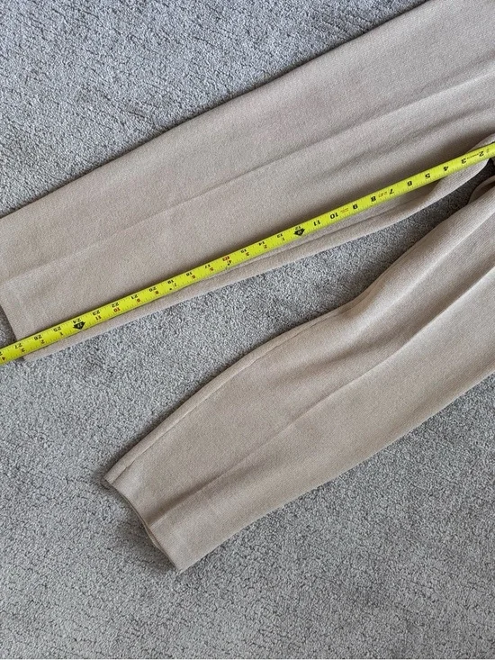 St John Collection Santana Knit Pants Beige Pleated High Waist Sz 4 Quiet Luxury - Picture 11 of 13